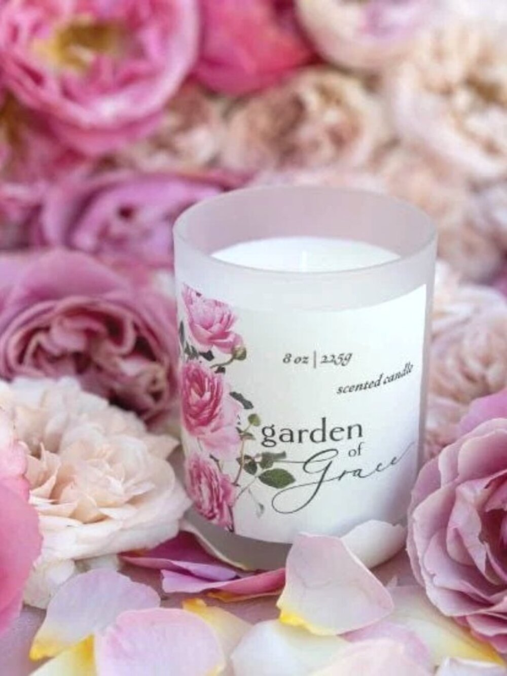 GRACE ROSE FARM Garden of Grace Rose Scented Candle